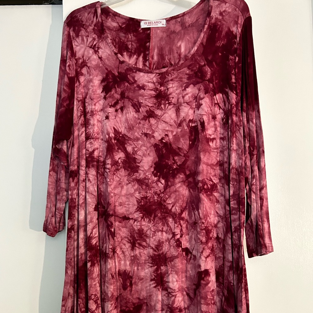 Women’s size 2x dress shirt